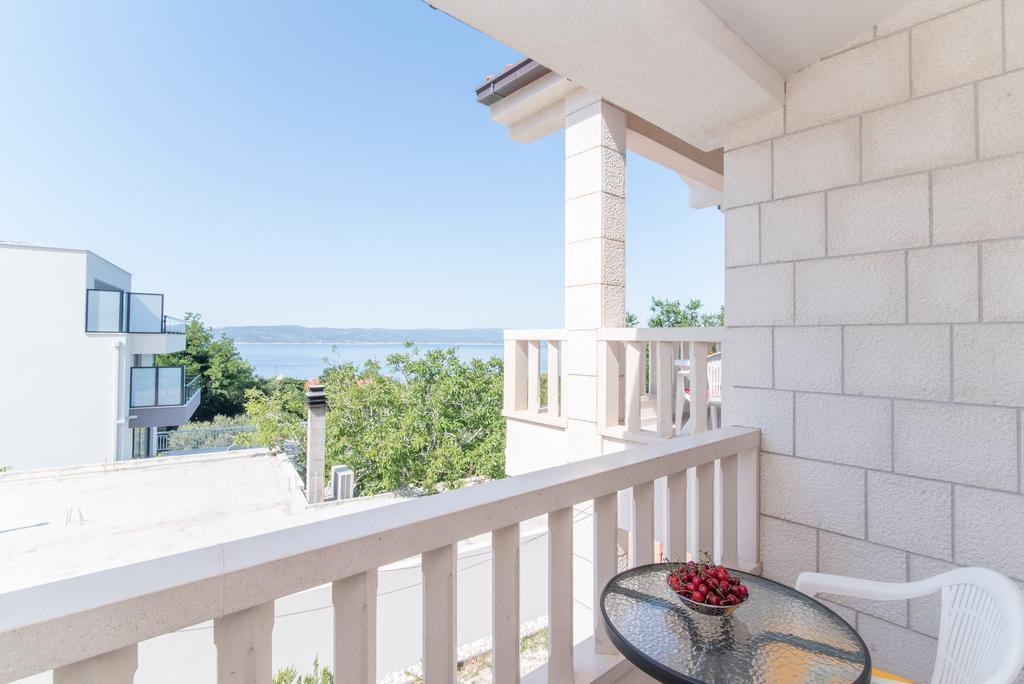Studio Apartment Брела Екстериор снимка