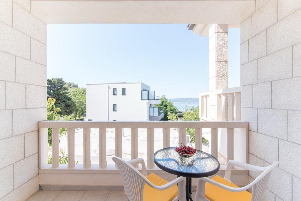 Studio Apartment Брела Екстериор снимка